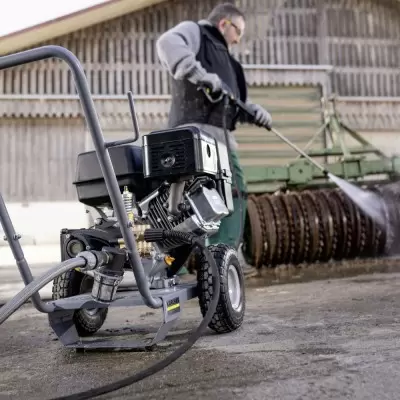 Hidrolavadora de Alta presion a Combustion Karcher HD 7/20 G Entry Class