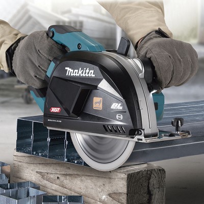 Sierra Cortadora de Metal 7 1/4" XGT 40Vmax Cap. Corte 2 5/8" BL-F.E.-AFT-XPT Sin Baterias Makita CS002GZ