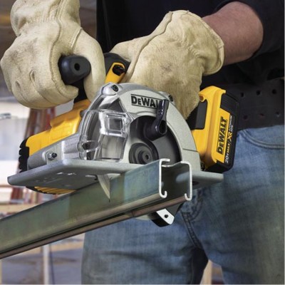 Sierra Cortadora de Metal 20V (Sin Baterias / Sin cargador) Dewalt DCS373B