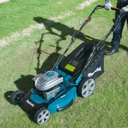 Cortacésped 22" 6.75 Hp 4 Tiempos Makita PLM5600N2