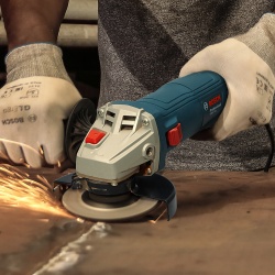 Taladro Percutor 1/2" 18V Brushless + Amoladora 4 1/2" 710W Bosch 0615.A00.22M-000