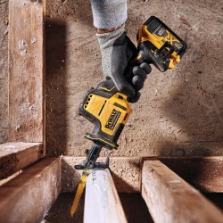 Sierra Sable Reciproca 20V Atomic Brushless Baretool Dewalt DCS369B