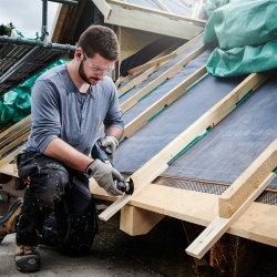 Hoja de Sierra para Madera / Metal 20 x 30 mm Bosch AIZ 20 AB