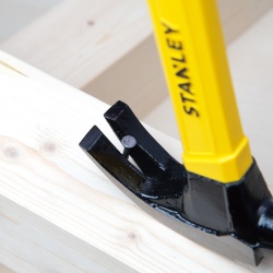 Martillo de Uña Curva 16 Oz Stanley STHT51391-40