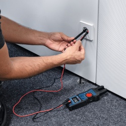Amperímetro de Horquilla 1000V Bosch GFM 1000-15