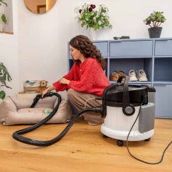 Limpiadora de Alfombra y Tapices 1000W Karcher SE 4