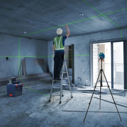 Nivel Láser de Lineas Luz Verde 15 Metros Bosch GLL 50-15 XG