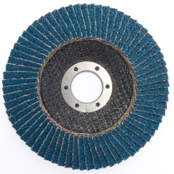 Disco Flap 4 1/2" x 7/8" Grano 40 para Metal y Acero Inoxidable Dewalt DW8306