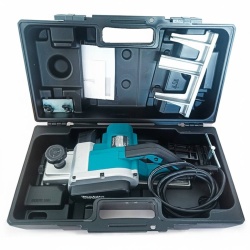 Cepillo Eléctrico 82mm 750W Makita MT M1100KB