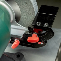 Esmeril de Banco 8" 600W 2980 Rpm DS 200 Plus Metabo 604200000