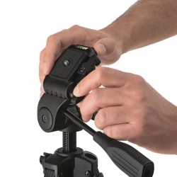 Nivel Láser Combinado Verde 15Mts GCL 2-15 G + Trípode BT 150 Bosch 0601.066.J00-001