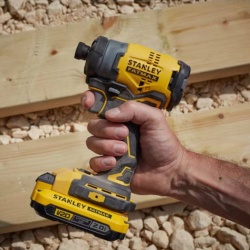 Atornillador Impacto 1/4" 20V 230 Nm Brushless Inc. 2Bat de 2,0 Ah y Carg Stanley SBI811D2T-B2