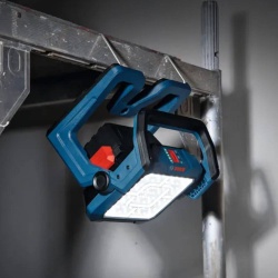 Linterna Trabajo Led 5000 Lm 18V Baretool Bosch GLI 18V-5000 0601.9P5.100-000